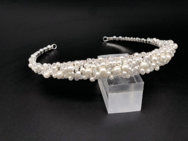AR261 - Grace Tiara - Image 5