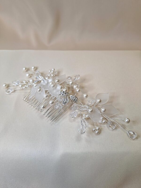 AR801 - Victoria Frosted Leaf & Diamante Comb - Image 2