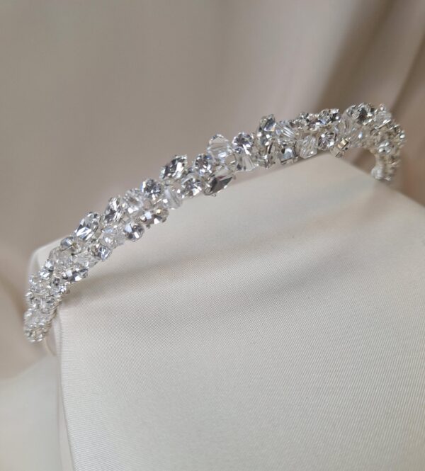 AR812 - Aubrey Crystal Diamante Band - Image 3