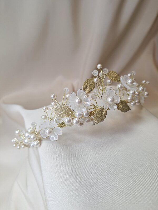 AR819 Sophia Floral Pearl Matt & Leaf Tiara - Image 2