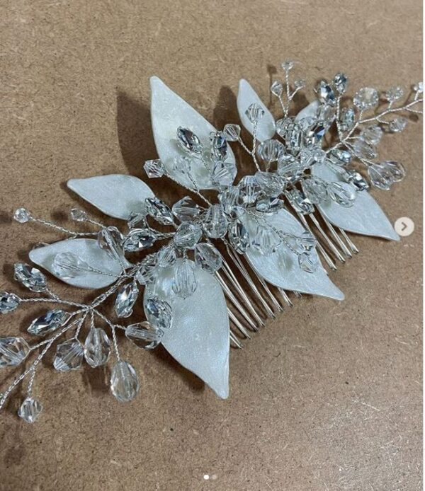 AR828 Adeline Resin Leaf Comb