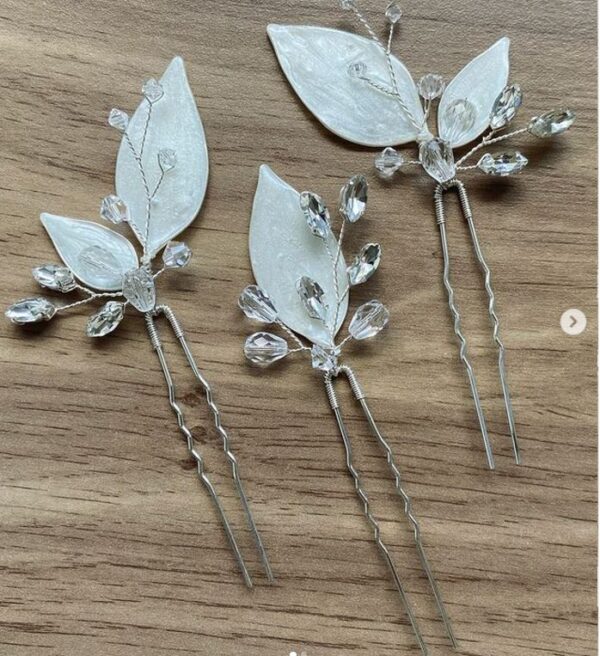 ARP829 Adeline Resin Leaf Crystal