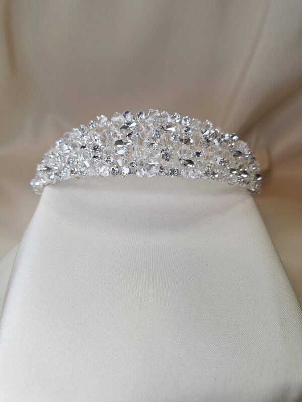 AR835 Olivia Crystal Tiara