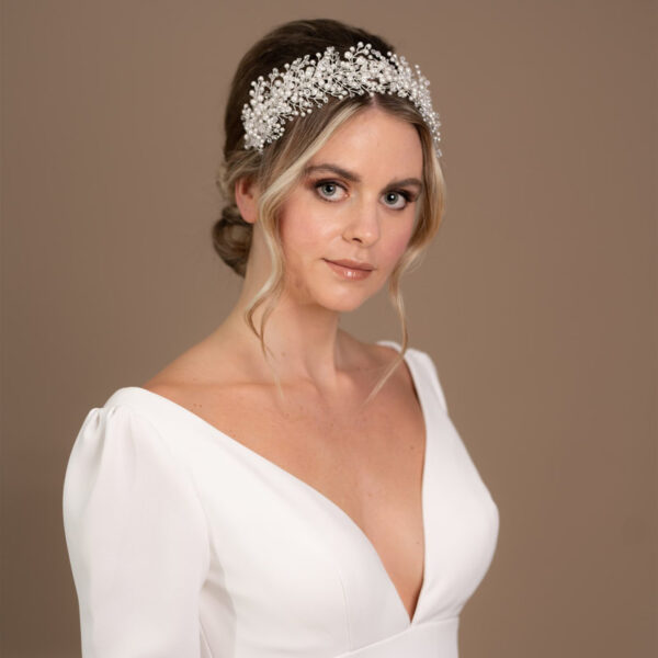 AR750 - Beatrice Pearl Spray Headband