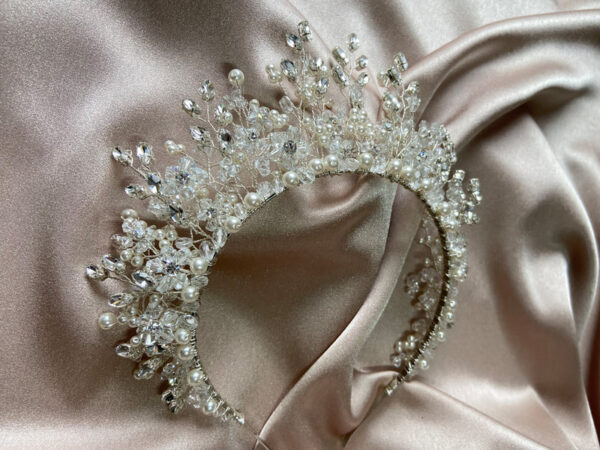 AR815 - Alexandria Crystal Tiara - Image 2