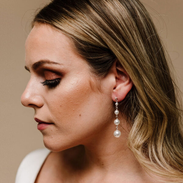 ARE617 - Purity Earrings