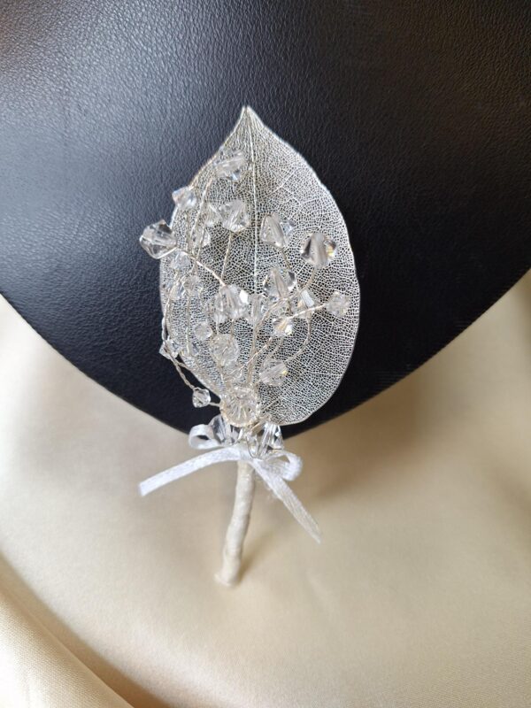 ARB101 Lillith Buttonhole