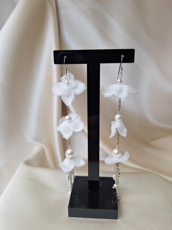 ARE744 Meadow Long Earrings